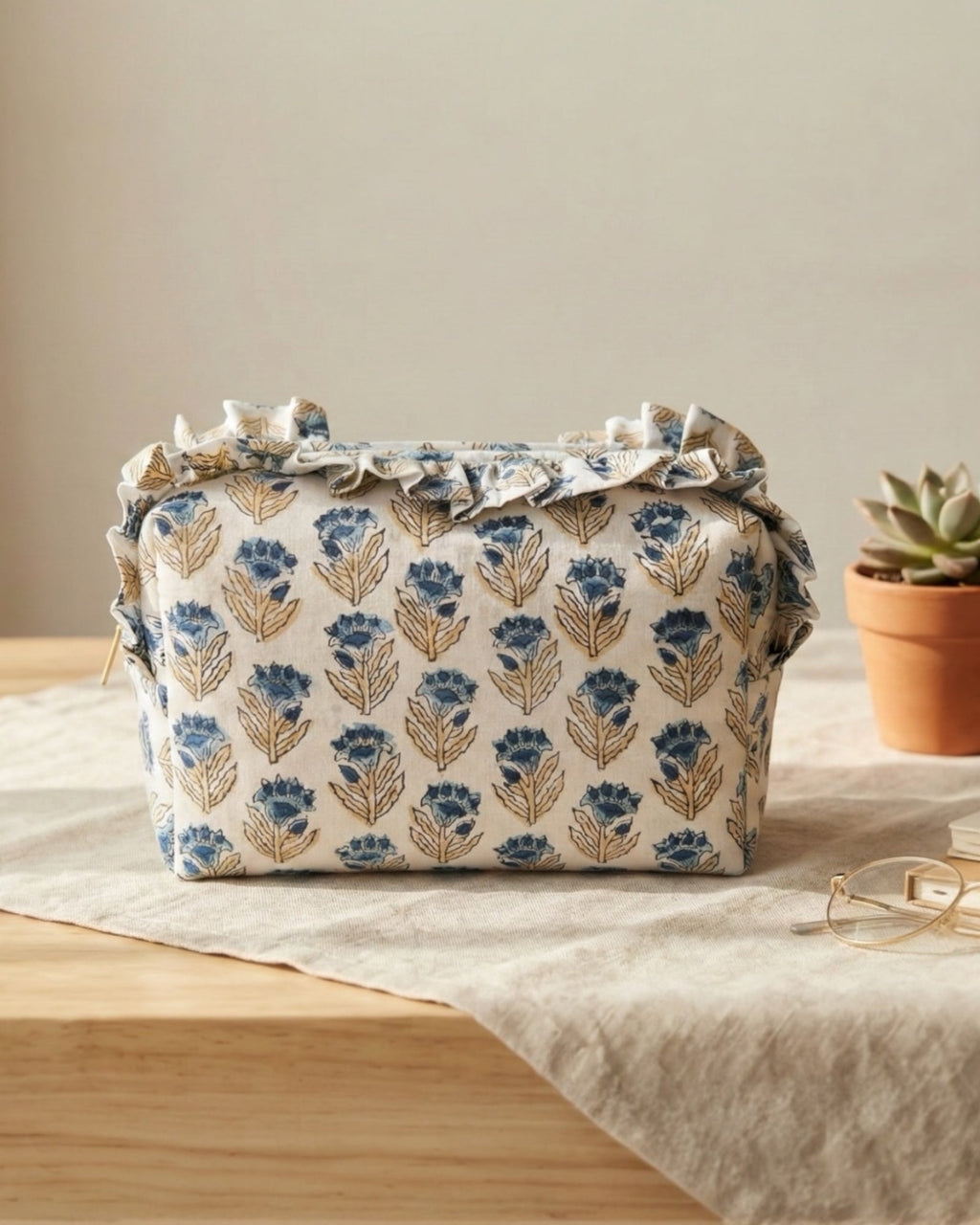 Austen Ruffle Organiser