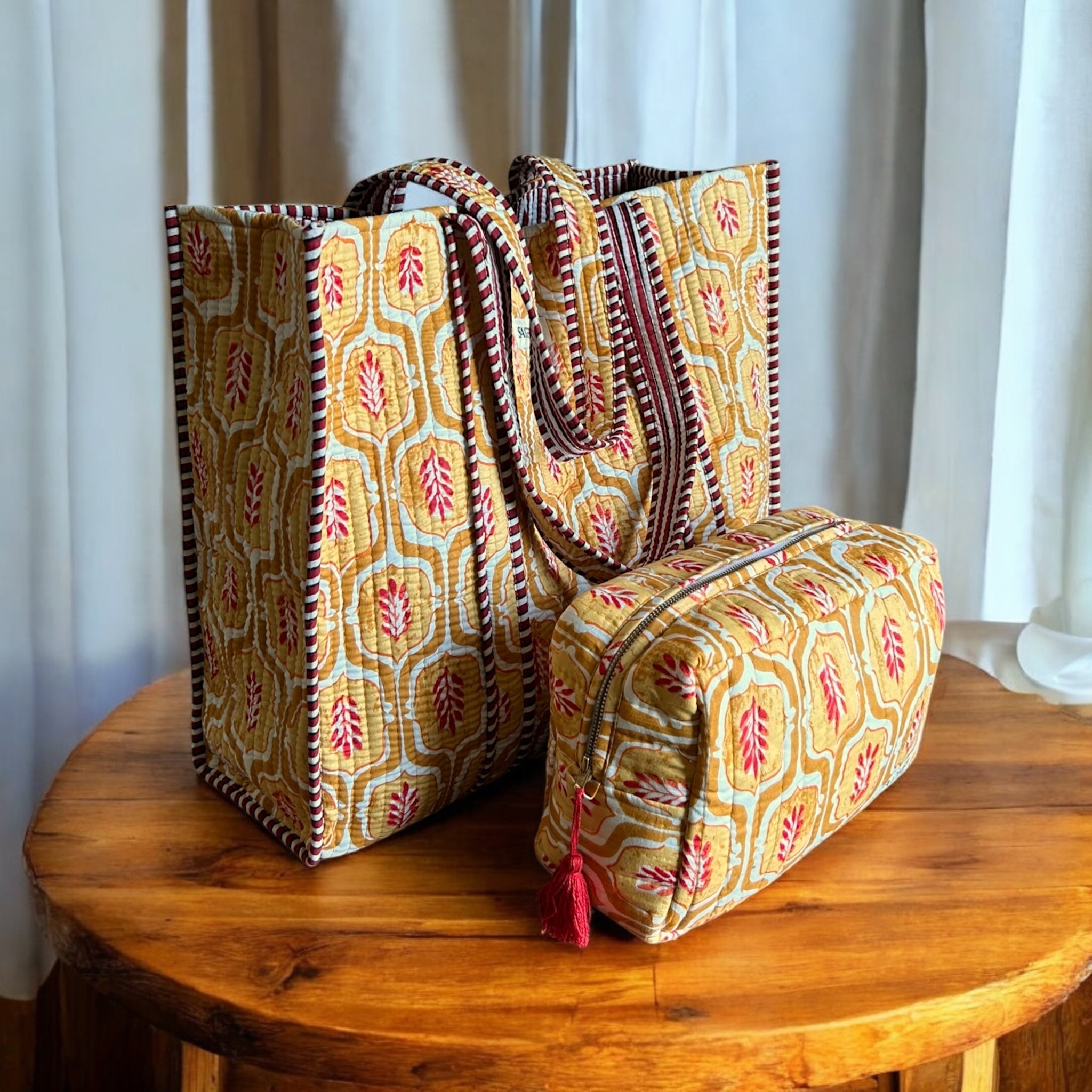 Ogee Yellow Large Quilted Organiser